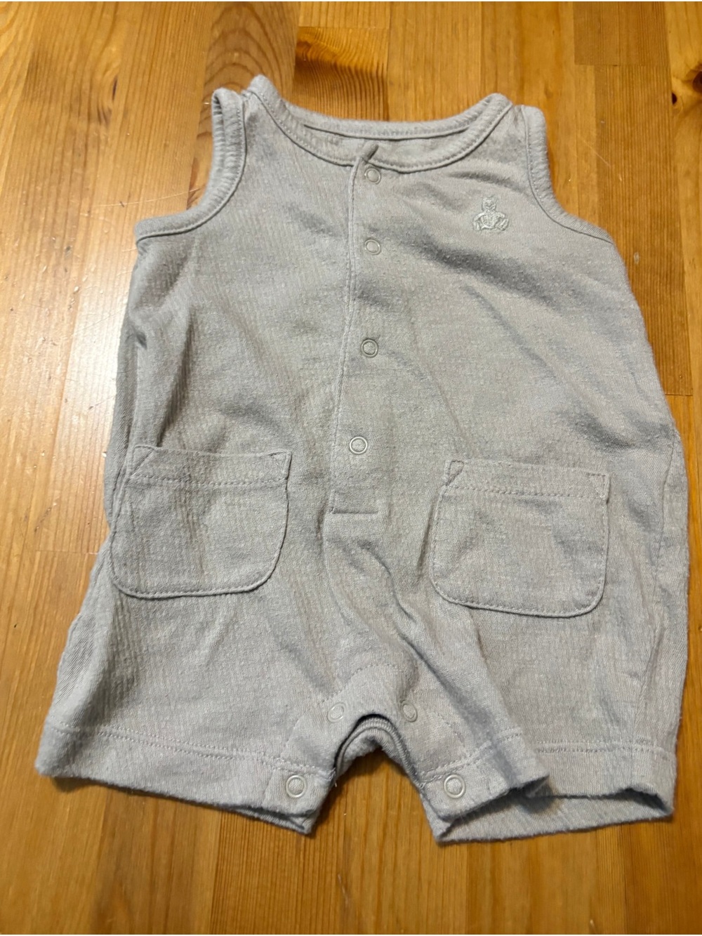 GAP Baby Neutral Gray Snap Romper